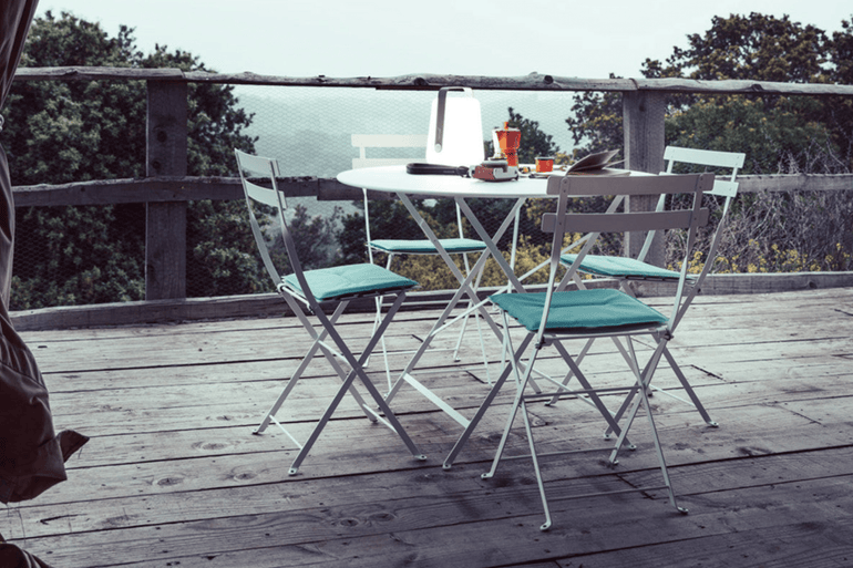 Outdoor Throw Blankets + Pillows - HORNE