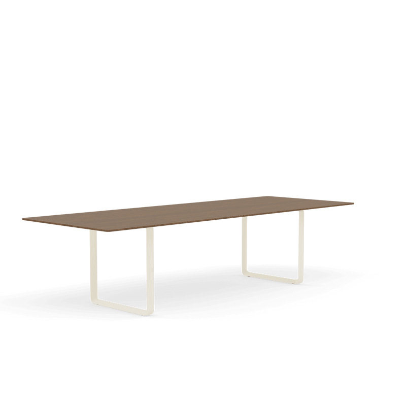 70/70 Table - 116