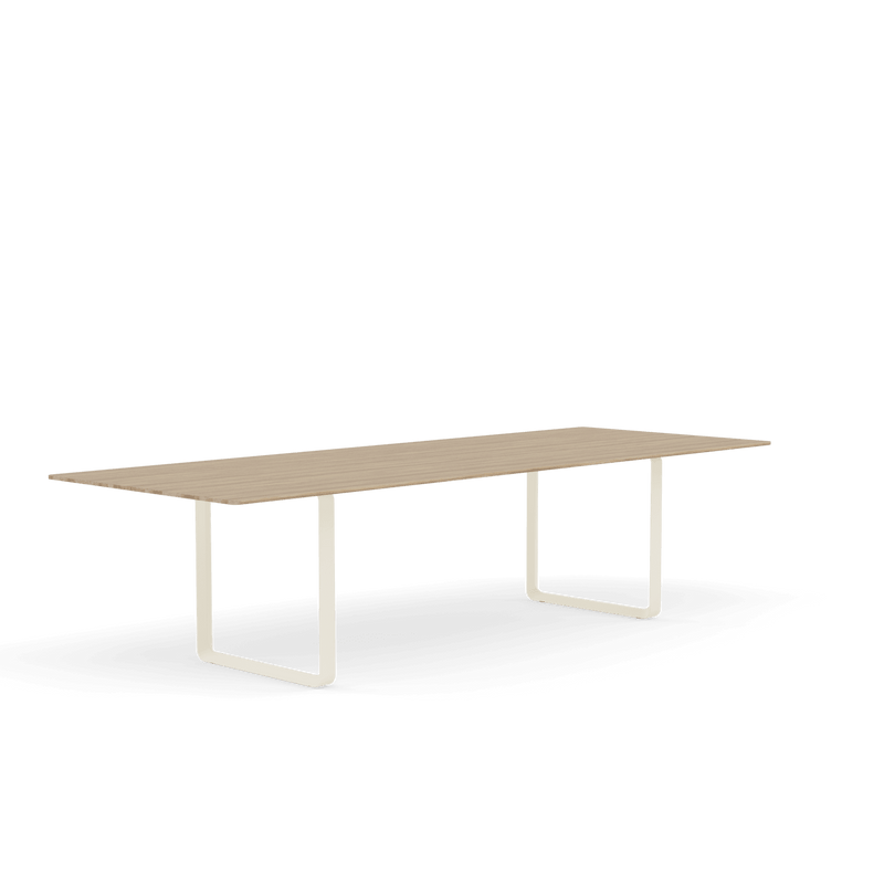 70/70 Table - 116
