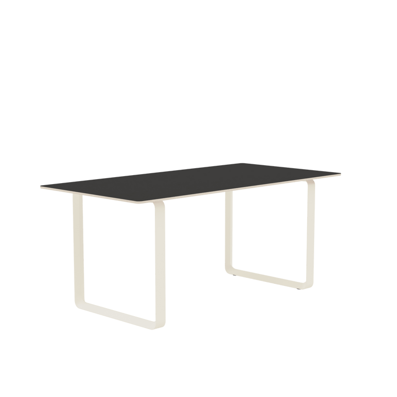 70/70 Table - 67