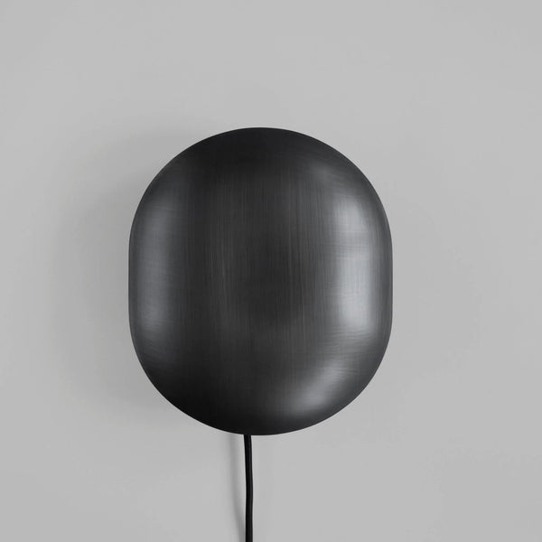 Clam Wall Lamp - 101 Copenhagen Lighting - Bronze - HORNE