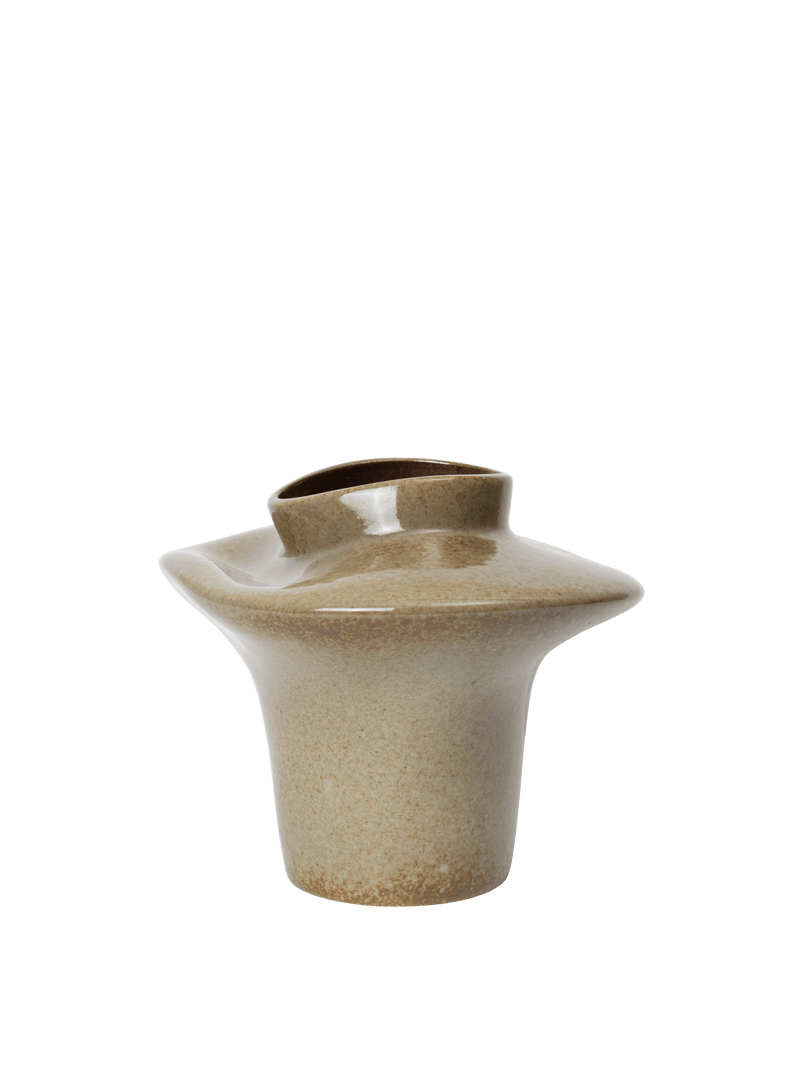 Evio Vase - H22 - Ferm Living Vases - Burnt Umber - HORNE