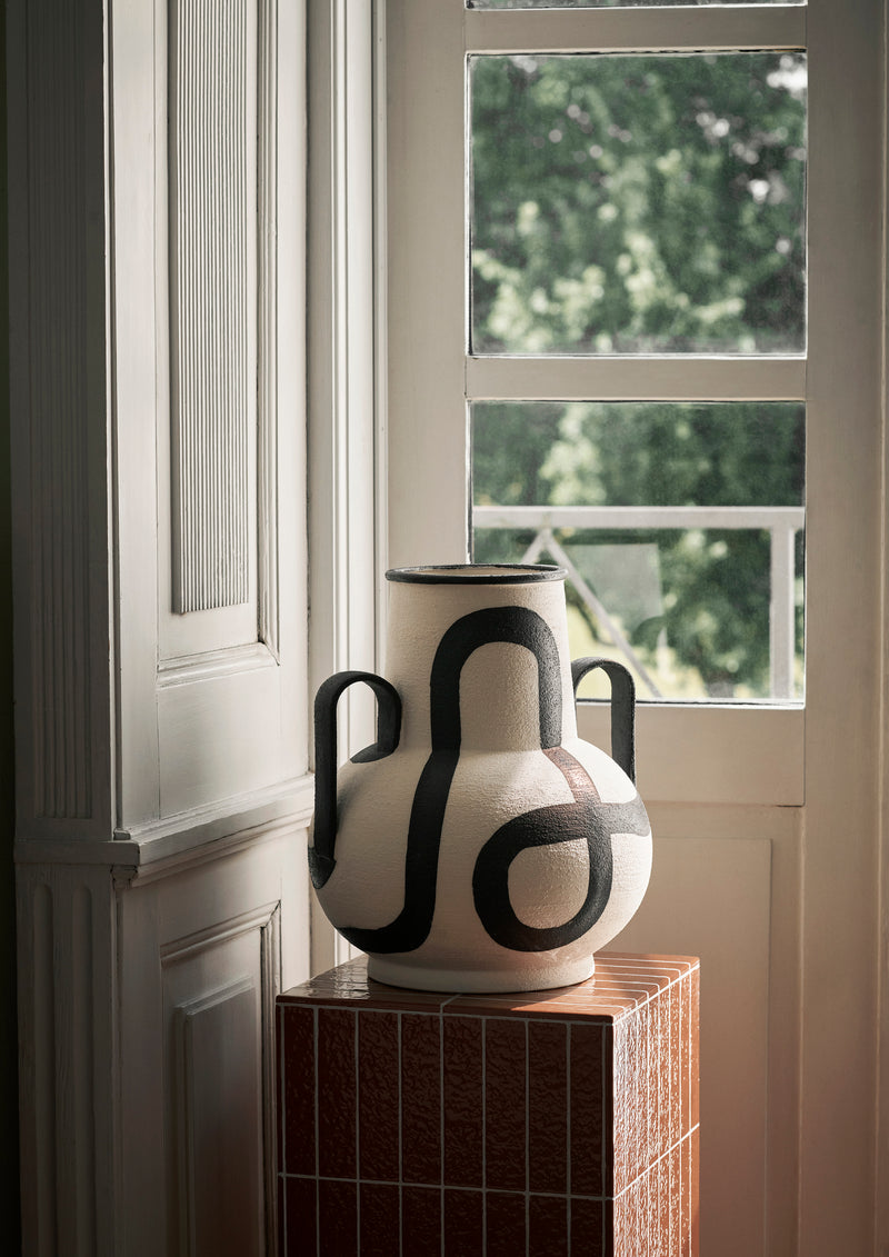 Trace Vase - Ferm Living - Vases - HORNE