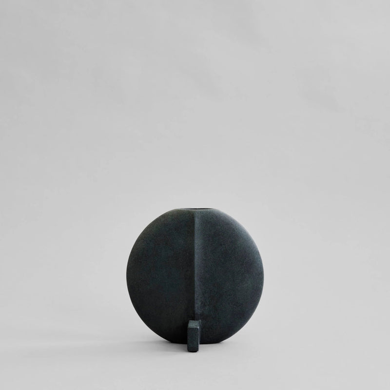 Guggenheim Vase - 101 Copenhagen Vases - Big - Dark Grey - HORNE