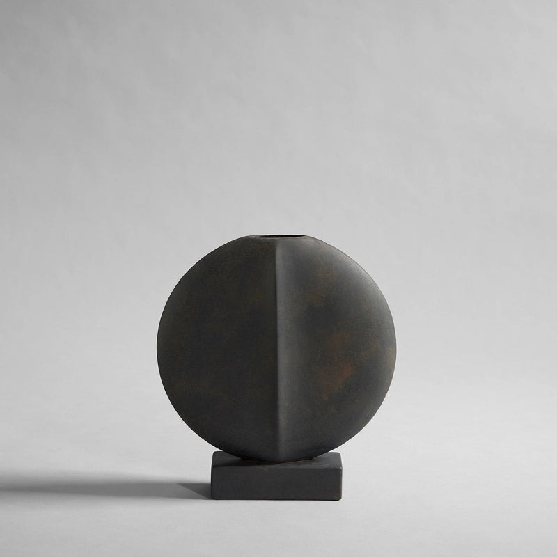 Guggenheim Vase - 101 Copenhagen Vases - Big - Dark Grey - HORNE