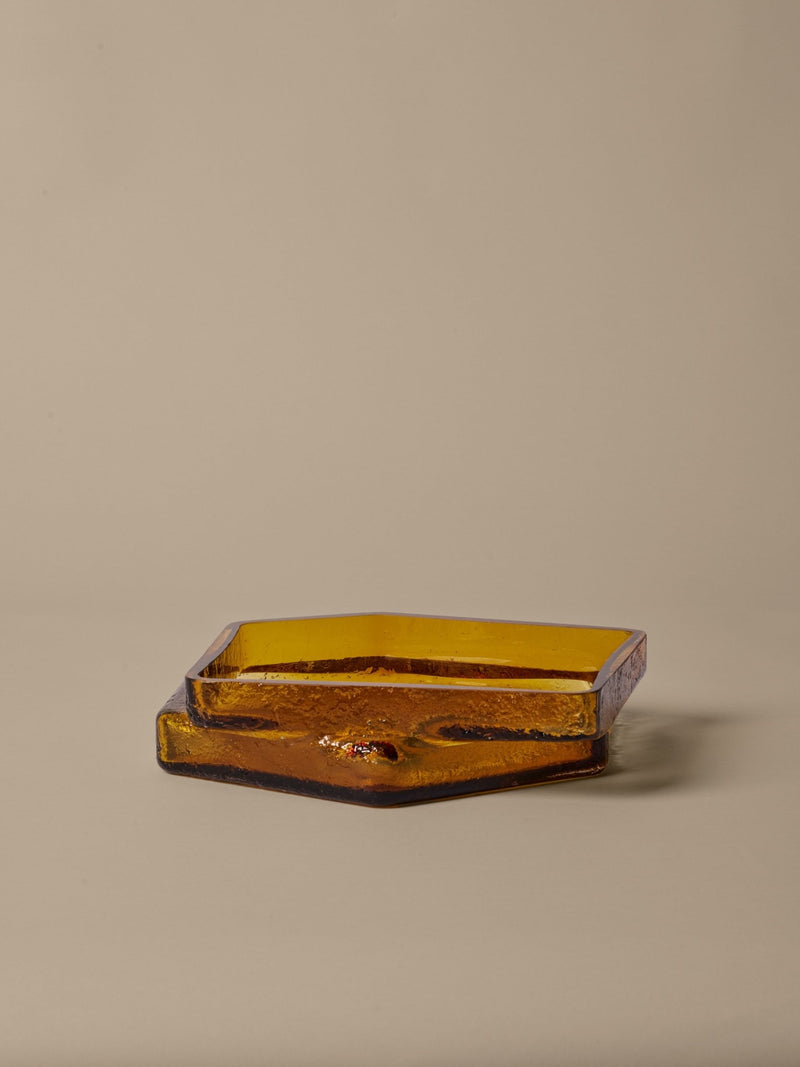 Muro Centrepiece - Ferm Living Serveware - Recycled Amber - HORNE