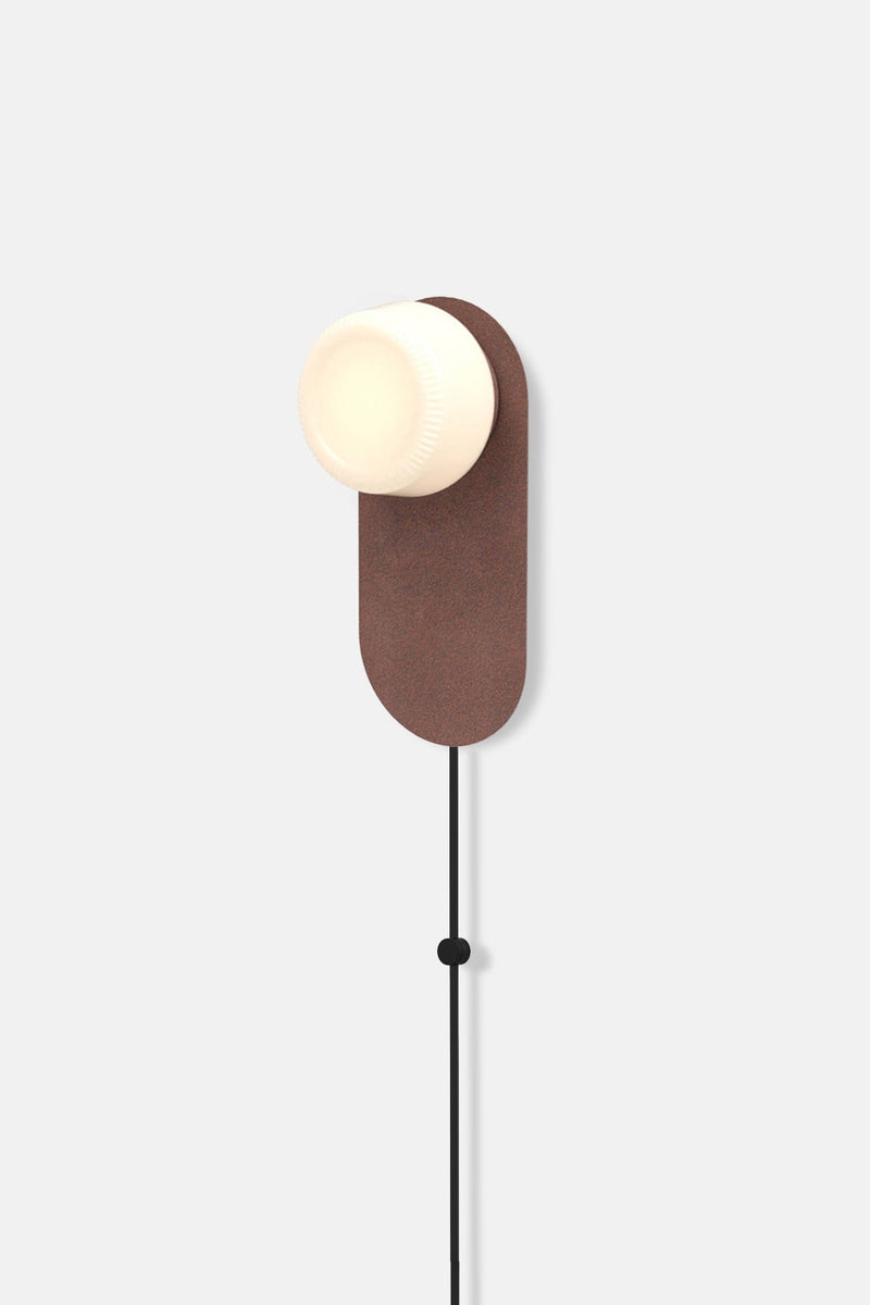 Pastille 1 Wayfind Corded - Ribbed - RBW Lighting - Matte White - 2700K (warm white) - Corded Plug - in (Back) / 120V Input - HORNE