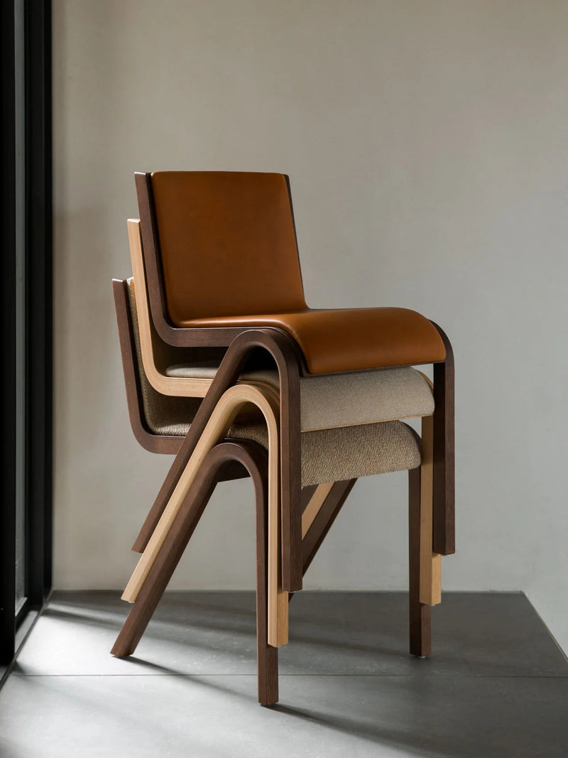Ready Dining Chair - Fully Upholstered - Audo Copenhagen - Chairs - Natural Oak - Boucle 02 - HORNE