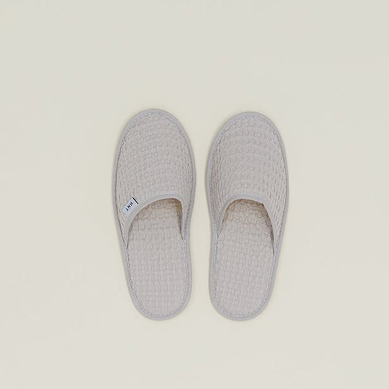 SIMPLE WAFFLE SLIPPERS - BLACK - Small - Black by Hawkins New York