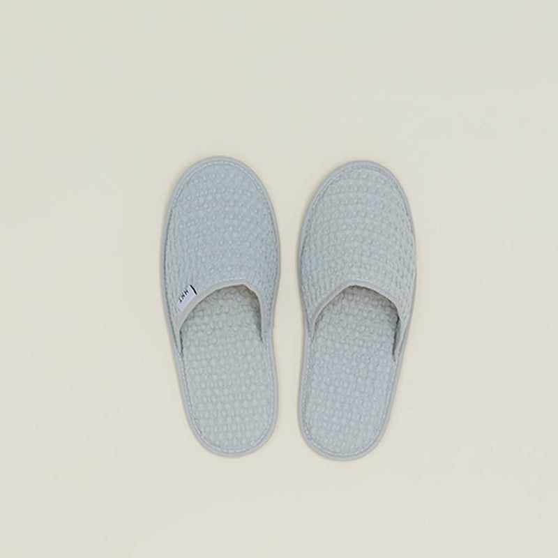 SIMPLE WAFFLE SLIPPERS - BLACK - Small - Black by Hawkins New York