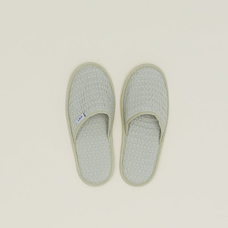 SIMPLE WAFFLE SLIPPERS - BLACK - Small - Black by Hawkins New York
