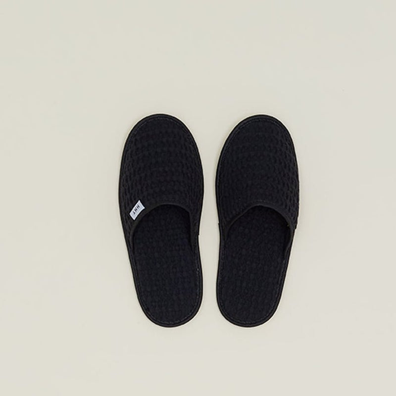 SIMPLE WAFFLE SLIPPERS - BLACK - Small - Black by Hawkins New York
