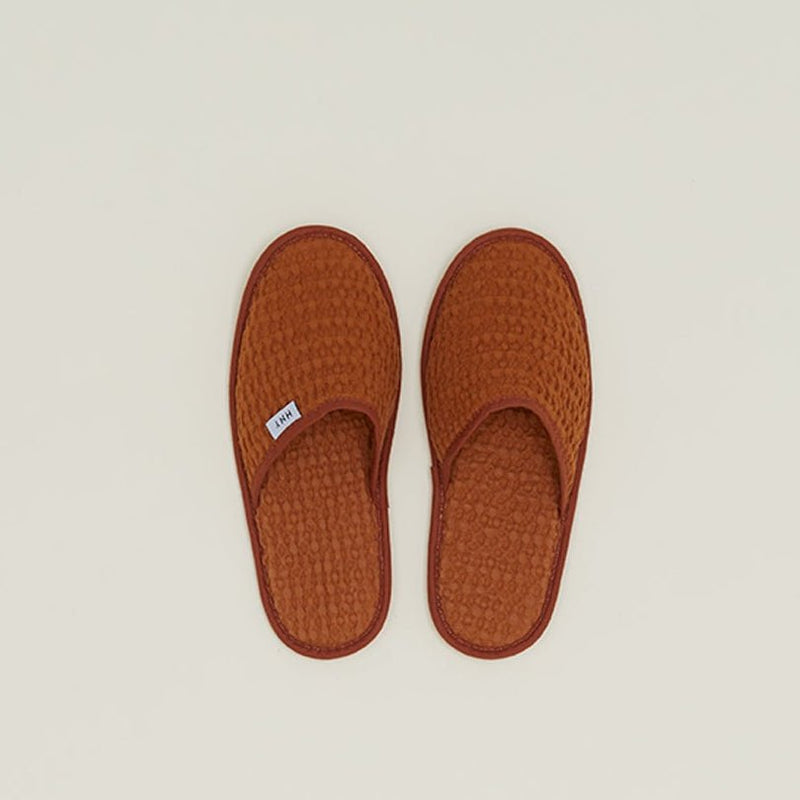SIMPLE WAFFLE SLIPPERS - BLACK - Small - Black by Hawkins New York