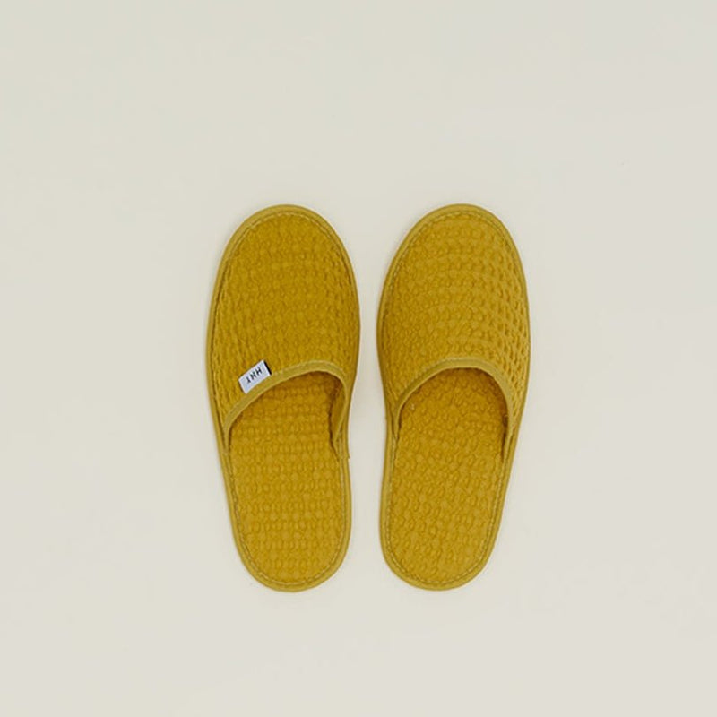 SIMPLE WAFFLE SLIPPERS - BLACK - Small - Black by Hawkins New York