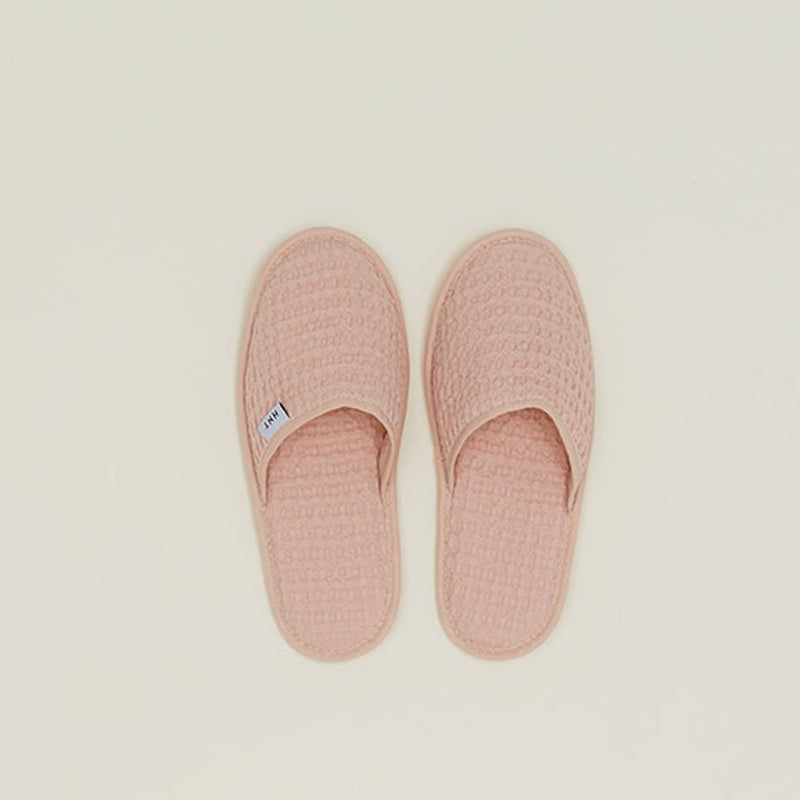 SIMPLE WAFFLE SLIPPERS - BLACK - Small - Black by Hawkins New York