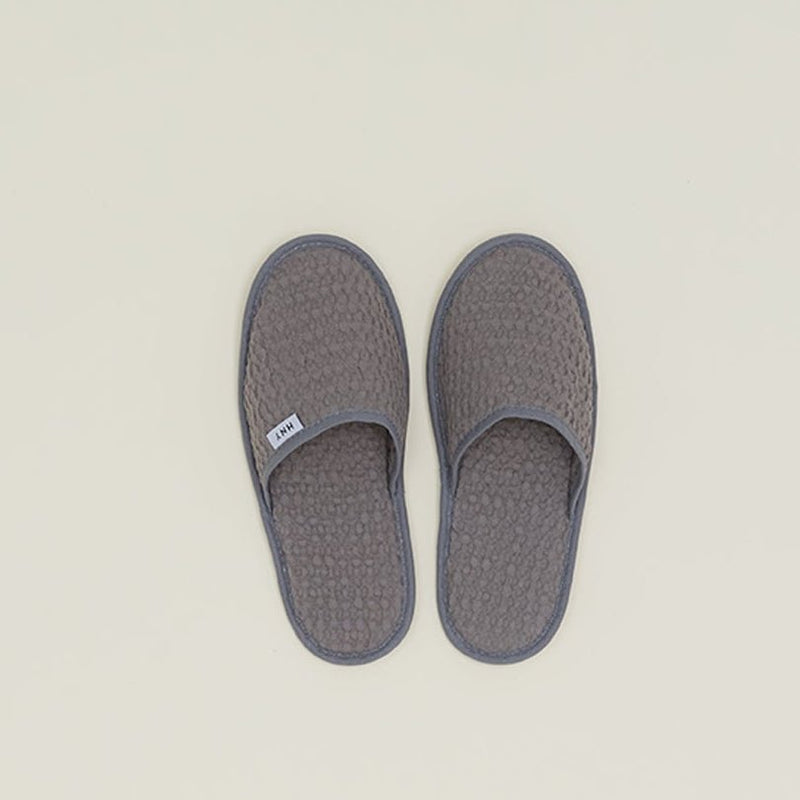 SIMPLE WAFFLE SLIPPERS - BLACK - Small - Black by Hawkins New York