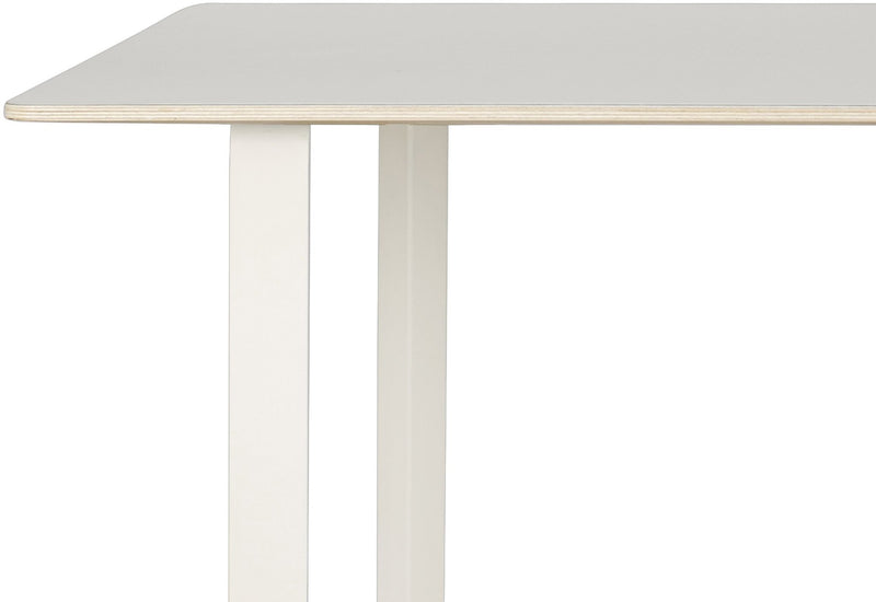 70/70 Table - 88.5