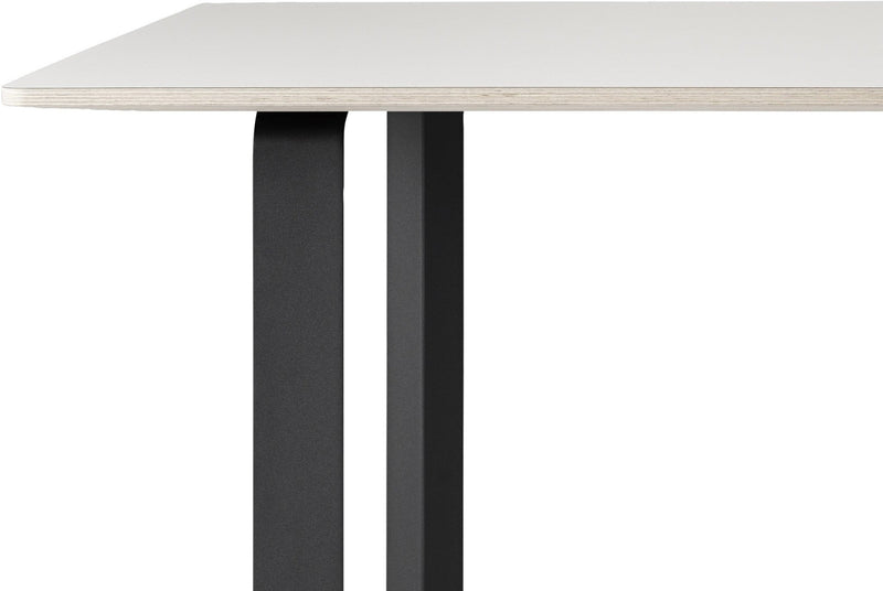 70/70 Table - 88.5