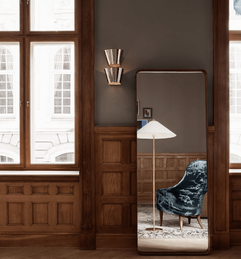 9464 Wall Lamp - Gubi - Wall Sconces - HORNE