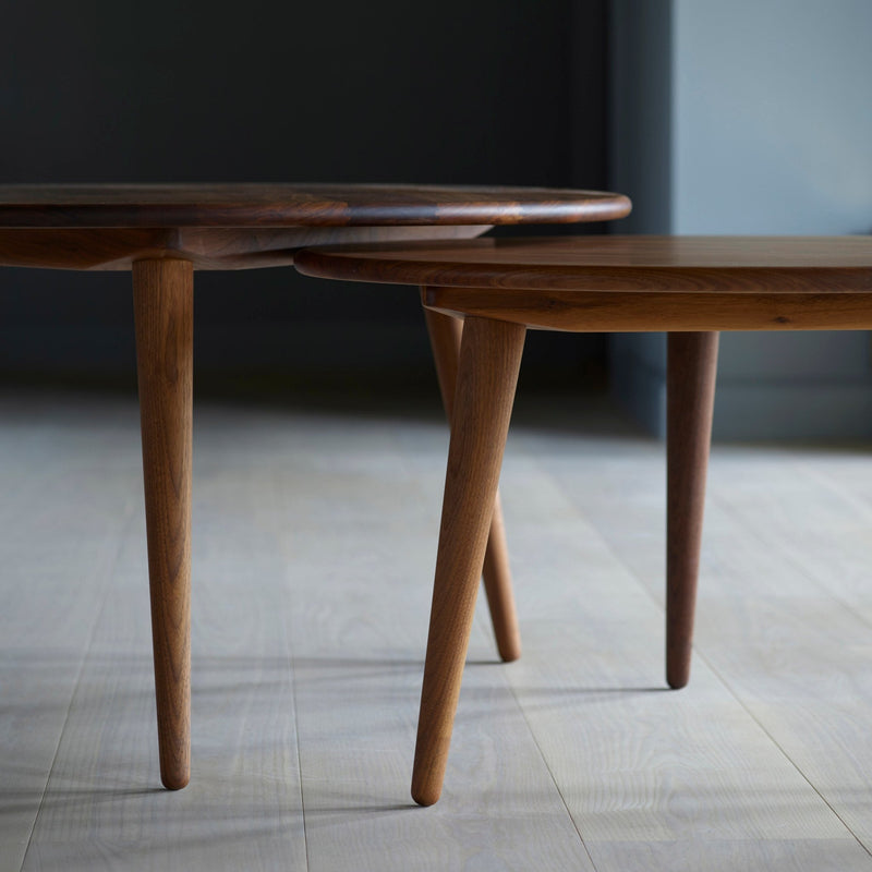 Small, round oak wood coffee table by Carl Hansen & Son