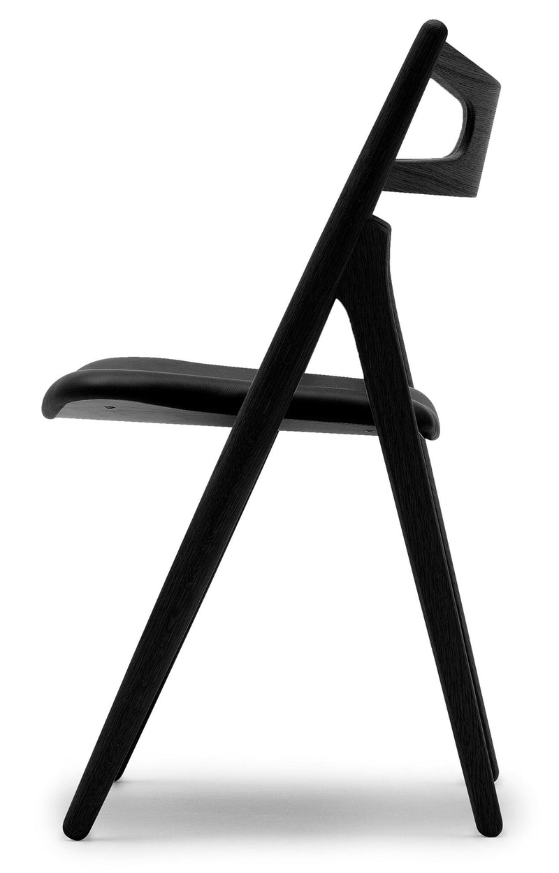 CH29P Sawbuck Chair - Carl Hansen & Son - Chairs - Soaped Oak/Thor 301 Leather - HORNE
