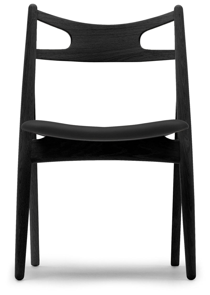 CH29P Sawbuck Chair - Carl Hansen & Son - Chairs - Soaped Oak/Thor 301 Leather - HORNE