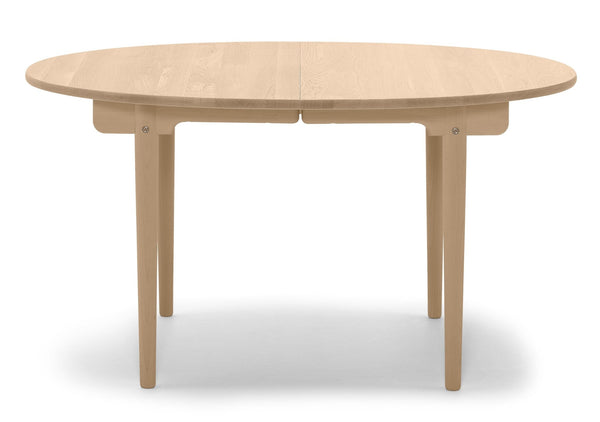 CH337 Round Table - Carl Hansen & Son - Tables - Oiled Oak - HORNE