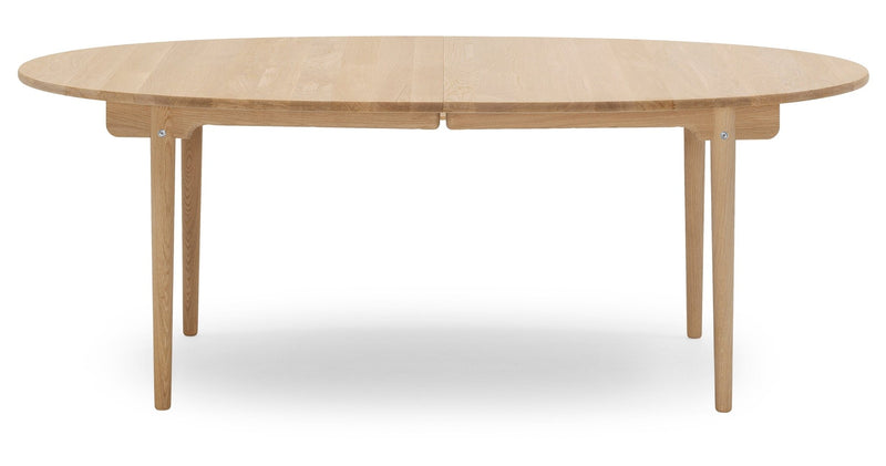 CH338 Round Table - Carl Hansen & Son - Tables - Soaped Oak - HORNE