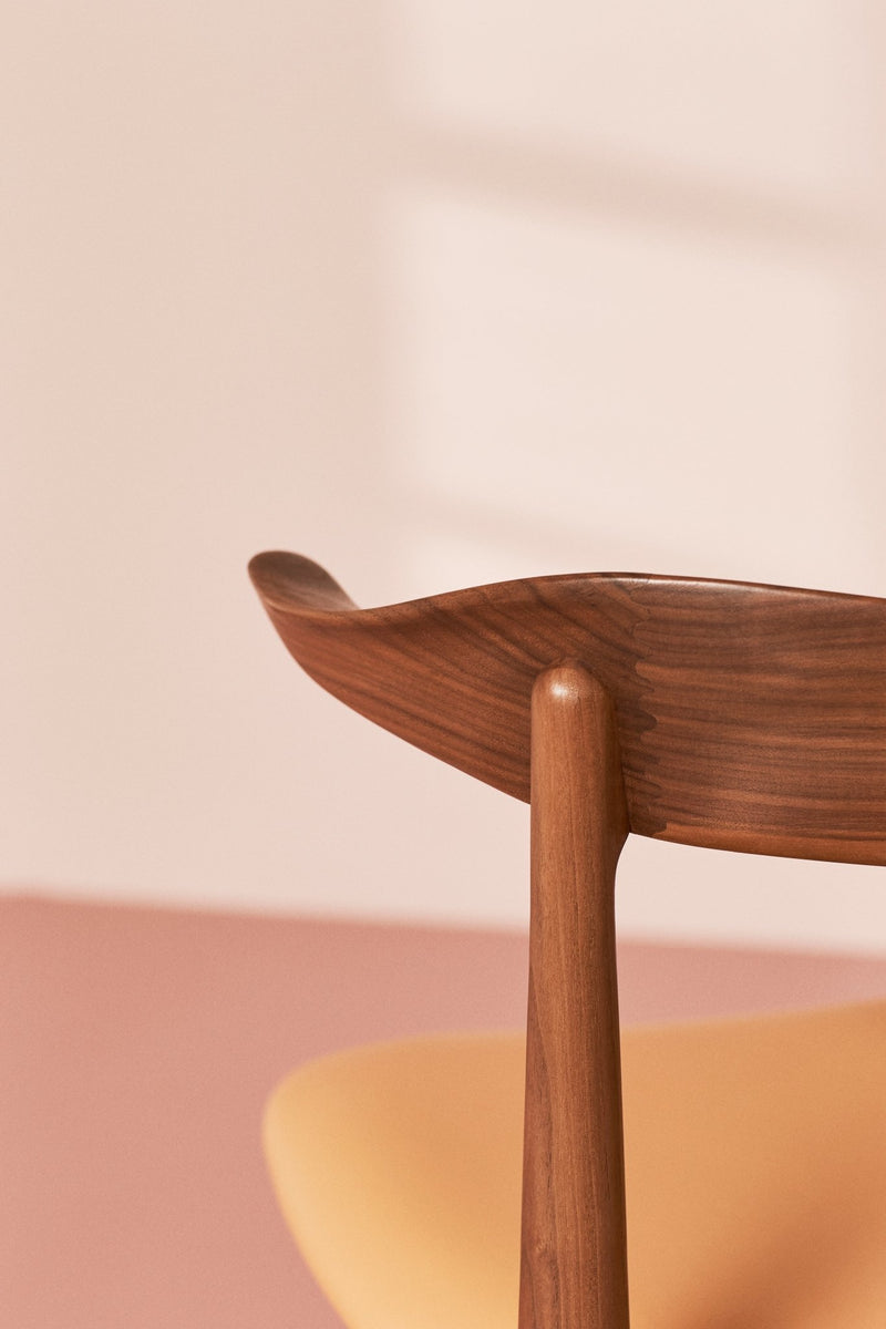 Cow Horn Dining Chair - Warm Nordic - Chairs - Hallingdal 116 - Walnut - HORNE