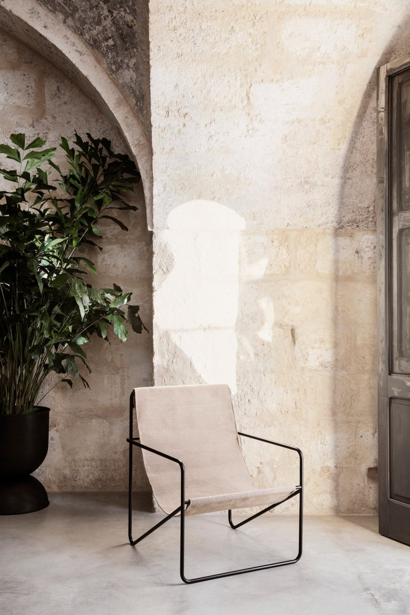 Swatch, Chair 1: Soil