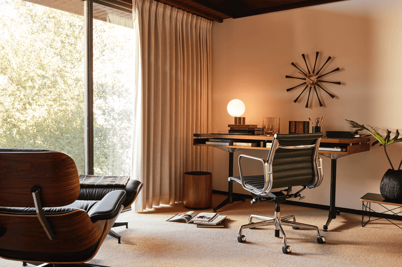 Eames® Aluminum Group Management Chair - Herman Miller® - Chairs - Glides with Manual Seat - Height Adjustment - Polished Aluminum - Prone Obsidian - HORNE