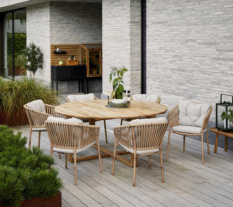 Endless Dining Table - Round - Cane Line - Outdoor Furniture - Medium - HORNE