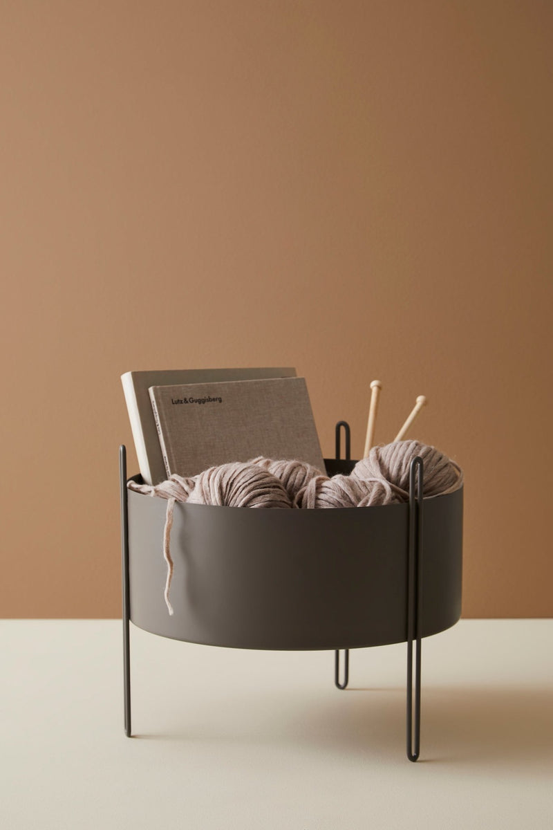 Pidestall Elevated Steel Planter 