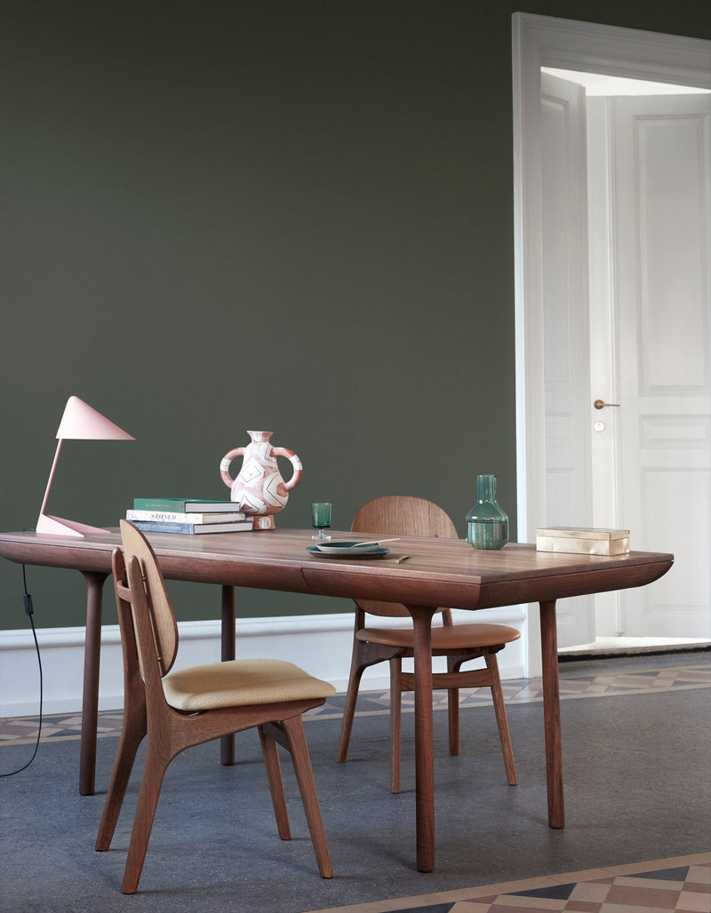 Rúna Dining Table - Warm Nordic - Tables - Oiled Walnut - HORNE