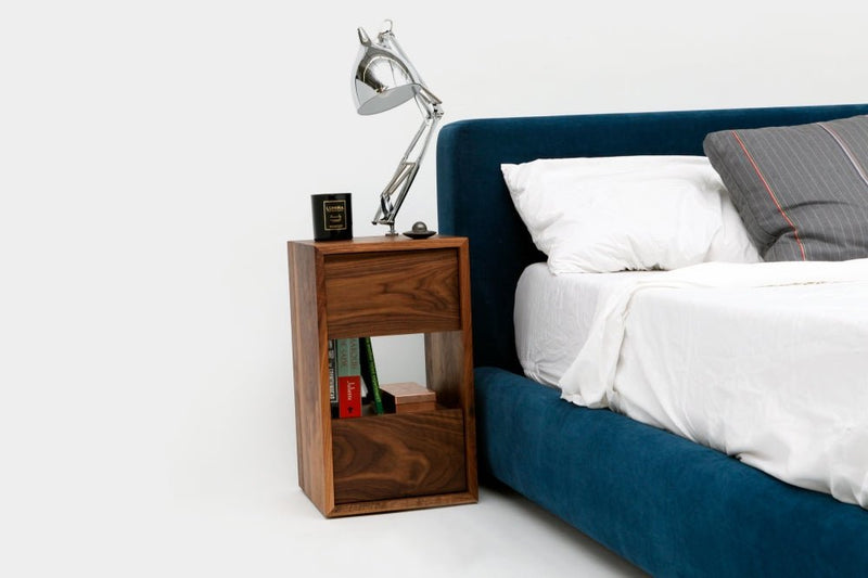 THN 1.0 Night Stand