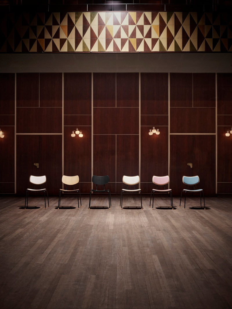VLA26P Vega Dining Chair - Carl Hansen & Son - Chairs - Lacquered Oak/ Mood 04102 - HORNE